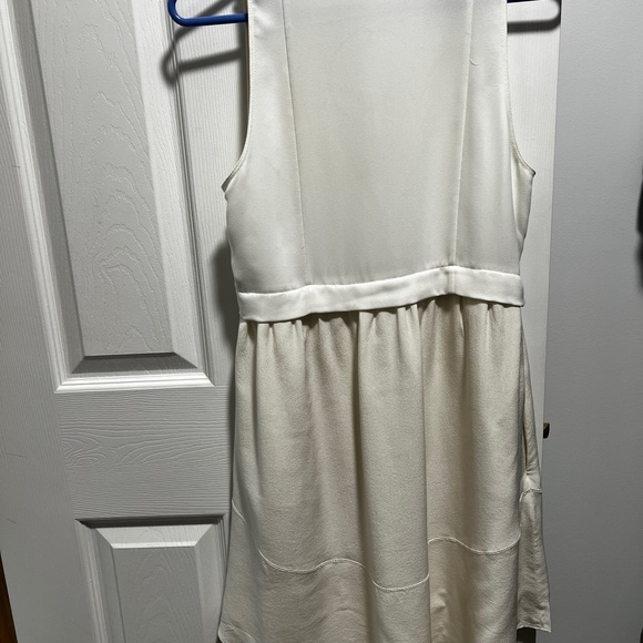 Wilfred Vingette Dress - Picture 3 of 3